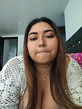 XamantaCurvy online show from July 2026 08:26:02 PM