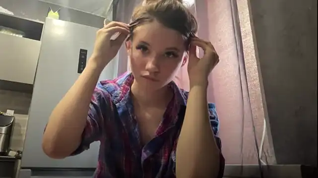 LunarVelvet online show from July 2026 03:08:01 AM