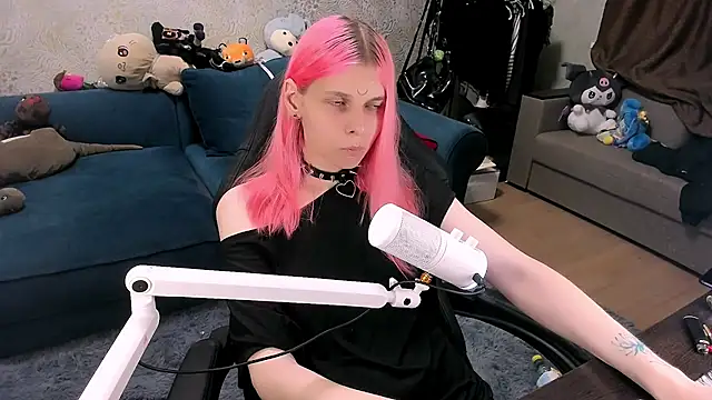 LunaPink69 online show from July 2026 10:36:01 PM