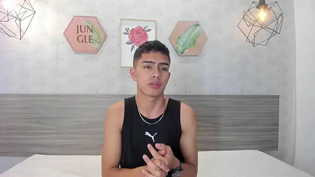 Alejo Jones  online show from July 2026 11:37:02 AM