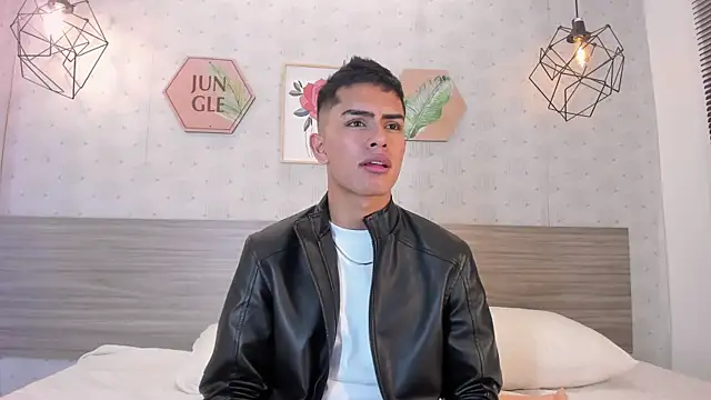 Alejo Jones  online show from July 2026 12:36:02 PM