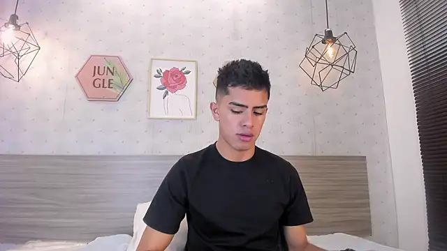 Alejo Jones  online show from July 2026 12:48:02 PM