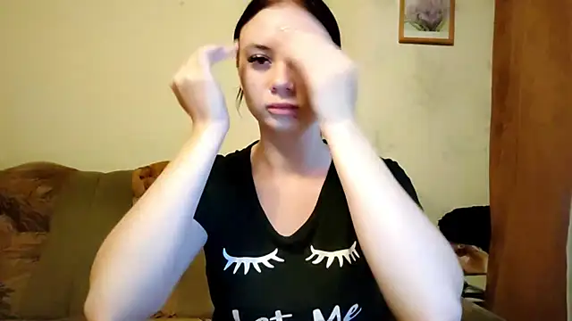 SARACUTIELOL online show from July 2026 05:04:02 PM