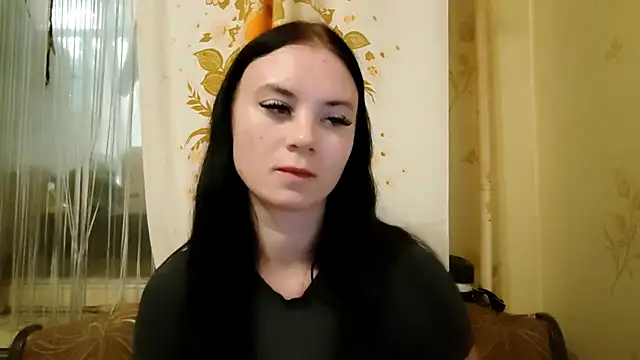 SARACUTIELOL online show from July 2026 05:04:01 PM