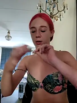 Snapshot of Kastella_x chatting on July 2026 03:48:02 PM Kastella x online show from July 2026 03:48:02 PM