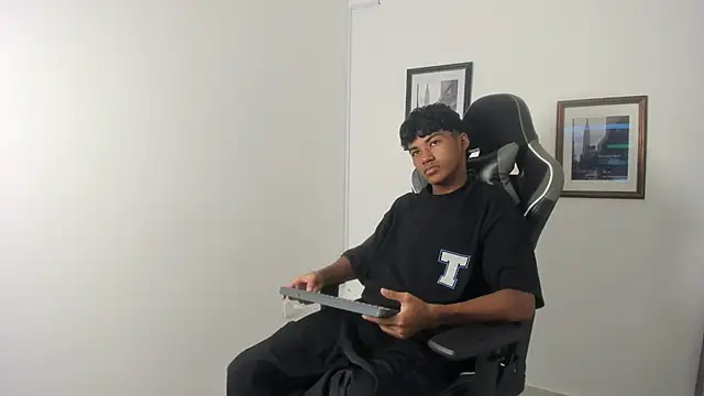 jordan cum18 online show from July 2026 05:33:01 AM