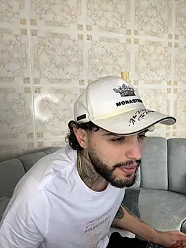 pablo veelez online show from July 2026 04:54:02 AM