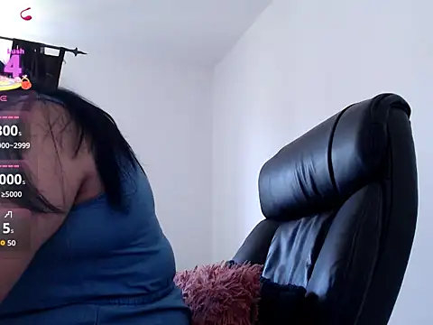 KaitlynX online show from July 2026 07:23:01 AM