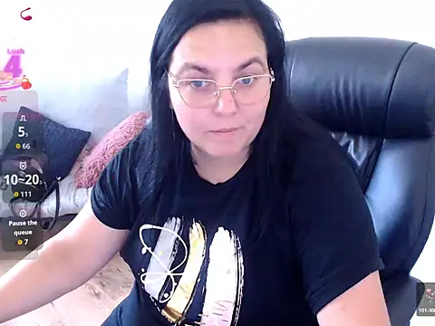 KaitlynX online show from July 2026 06:48:02 AM