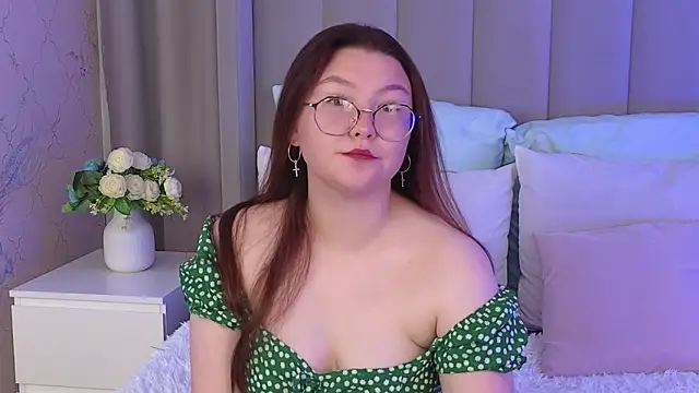 SophiaaBelle online show from July 2026 03:32:01 AM