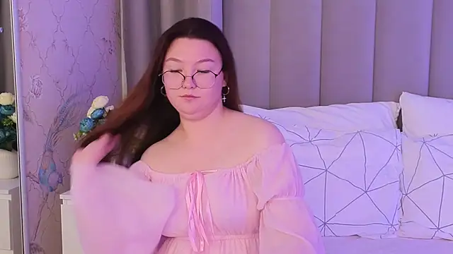SophiaaBelle online show from July 2026 04:47:02 AM