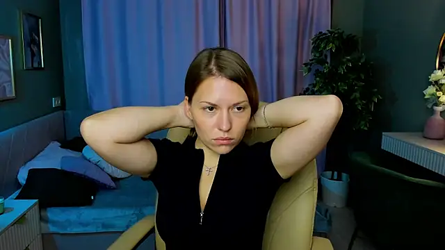 Kira Miragee online show from July 2026 12:57:01 AM
