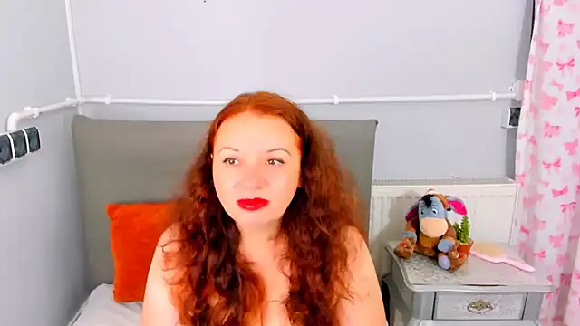 ElisabethLovee online show from July 2026 02:24:02 PM