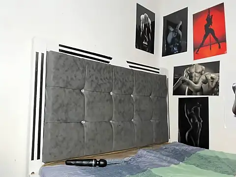 Qutekiller online show from July 2026 03:54:02 AM