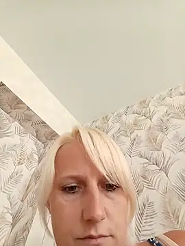 Amina-lov online show from July 2026 12:19:02 PM