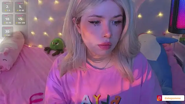 AhegaoWaifu online show from July 2026 03:24:02 AM