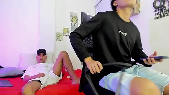 jeanspooll online show from July 2026 01:50:01 PM