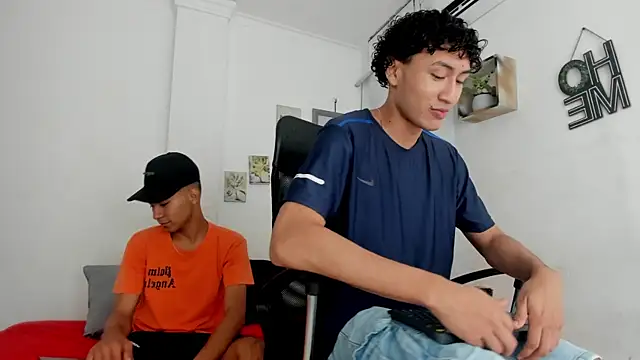 jeanspooll online show from July 2026 01:46:02 PM