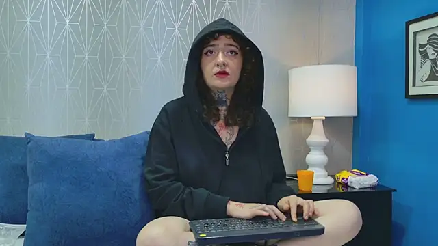 DaphneVelvett online show from July 2026 07:24:01 PM