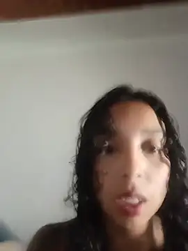Molly00  online show from July 2026 10:26:02 PM
