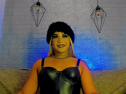 Crystal ShineSt online show from July 2026 10:45:01 PM