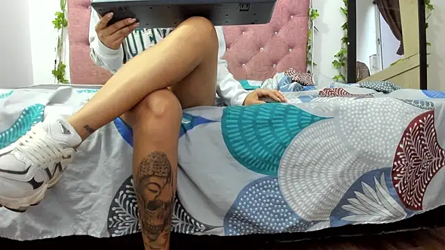 amelia colee online show from July 2026 11:05:01 AM