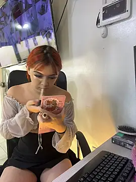 Roxy Fox 2 online show from July 2026 12:41:02 PM