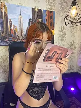 Roxy Fox 2 online show from July 2026 01:04:02 PM