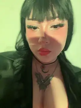 Taelynn- online show from July 2026 01:37:01 AM