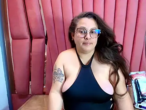 SaraThonson  online show from July 2026 03:44:01 AM
