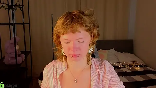VioletDesiree online show from July 2026 01:03:01 AM
