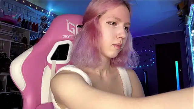 lonely bunny online show from July 2026 01:18:02 PM