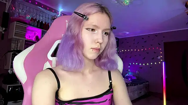 lonely bunny online show from July 2026 02:52:01 PM