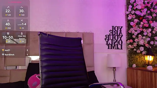 Sophia Cherry   online show from July 2026 07:50:01 PM