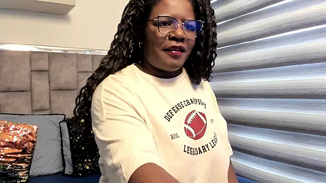 GIGI CAMPBEL online show from July 2026 12:14:02 PM