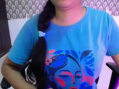 kiaraa 01 online show from July 2026 05:15:01 PM