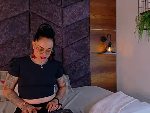 NoeliaSaenz   online show from July 2026 02:51:01 AM
