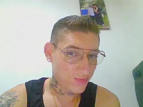 liam carter2 online show from July 2026 11:34:01 PM