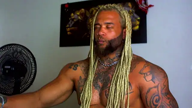 ragnar0825 online show from July 2026 08:17:02 PM