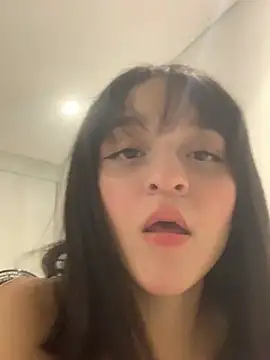 Snapshot of ruemi_rose chatting on July 2026 03:09:02 AM ruemi rose online show from July 2026 03:09:02 AM