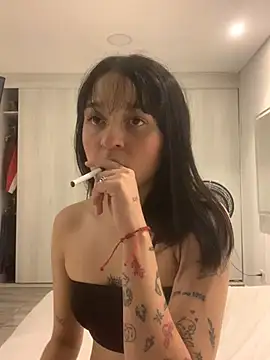 Snapshot of ruemi_rose chatting on July 2026 02:35:02 AM ruemi rose online show from July 2026 02:35:02 AM