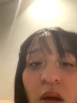Snapshot of ruemi_rose chatting on July 2026 04:26:01 AM ruemi rose online show from July 2026 04:26:01 AM