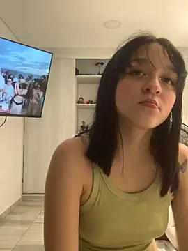 Snapshot of ruemi_rose chatting on July 2026 12:30:02 AM ruemi rose online show from July 2026 12:30:02 AM