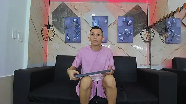 Isaak Bless online show from July 2026 09:50:01 PM