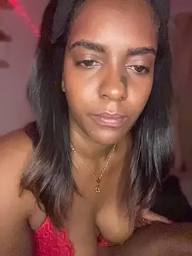 Snapshot of Emilly_Mayfair chatting on July 2026 07:32:02 AM Emilly Mayfair online show from July 2026 07:32:02 AM