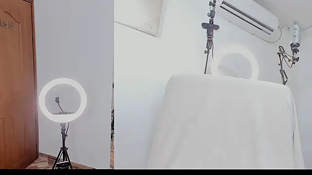 AuraVelvet  online show from July 2026 12:48:02 PM