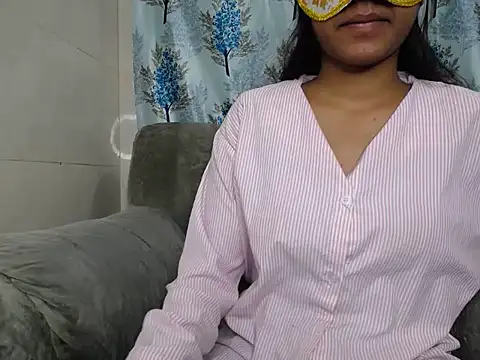 HotyAnnu90 online show from July 2026 03:17:01 PM