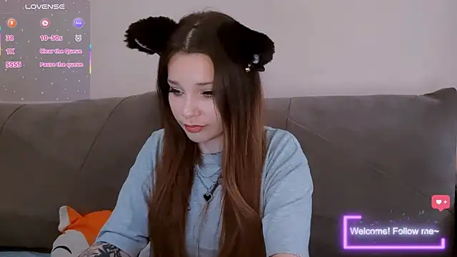 kittenalissa online show from July 2026 01:26:01 PM