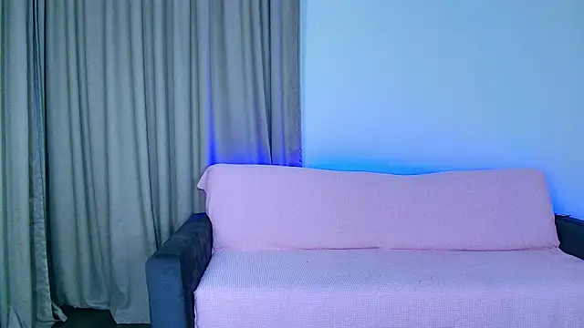 freakynikky  online show from July 2026 07:01:02 PM