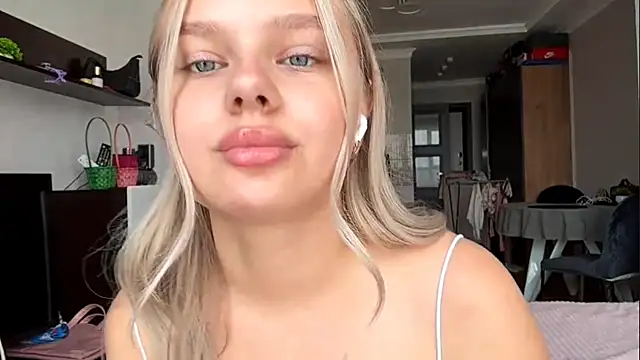 Rita Blondana online show from July 2026 11:17:02 AM